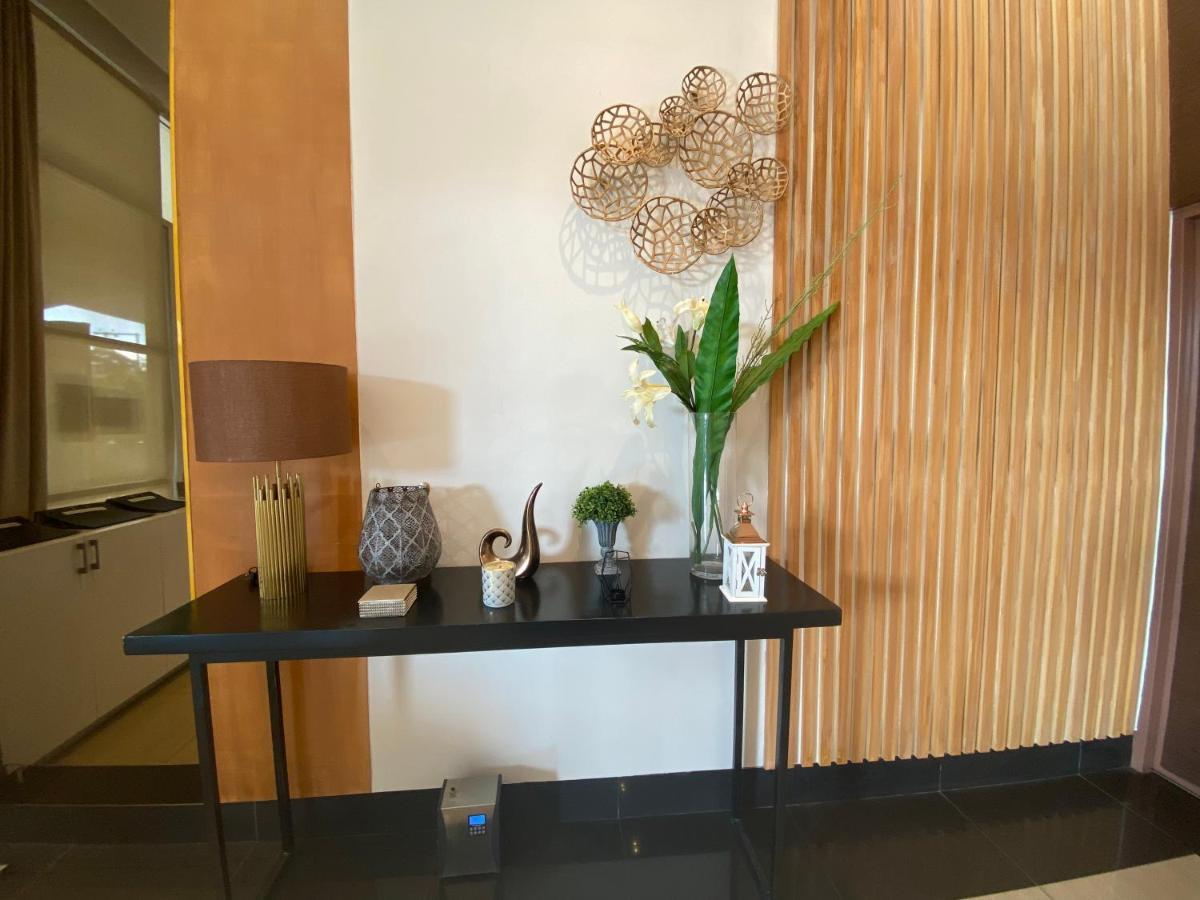 Compact Studio Unit @ Centrio Tower Cagayan de Oro Luaran gambar